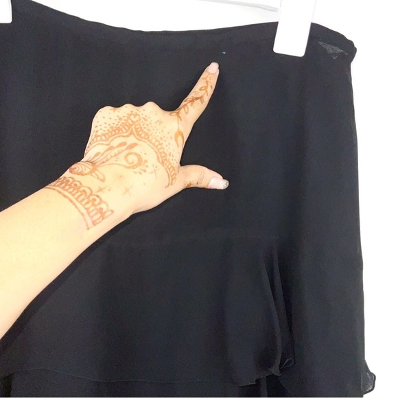 Sandra Darren Black Layered Ruffle Flowy Skirt | Plus Size 14 - Picture 3 of 6